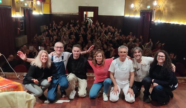 Dopo il debutto Sold-Out la serata solidale: &ldquo;Il dio del massacro&rdquo; in scena per la Casa di riposo