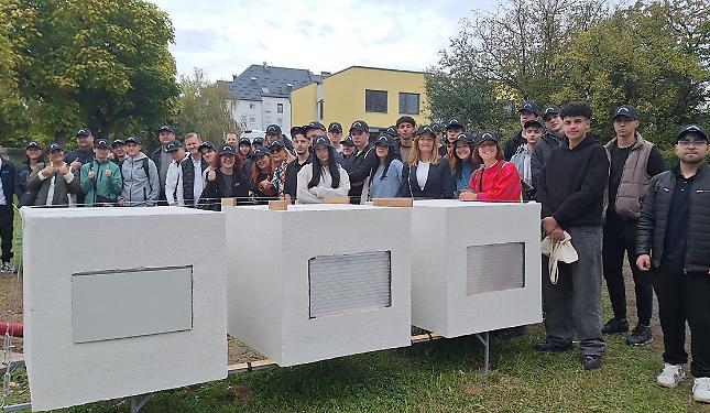 Costruiscono villaggi in miniatura per capire come il sole riscalda gli edifici