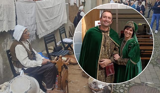 Il rione che torna indietro nel tempo: il successo di "Autumnus Caraxonensis"