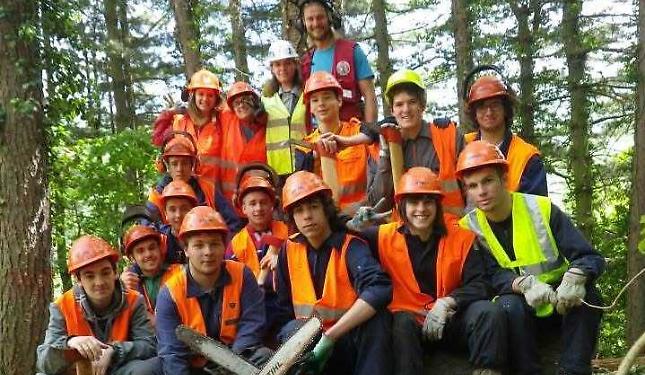 Gli studenti che salvano il bosco... e il tartufo bianco