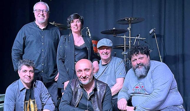 Da Renato Zero a Fabrizio De André: una serata di emozioni sotto l’albero