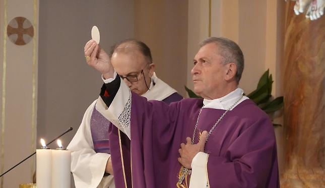 Il vescovo apre la visita pastorale a Villanova