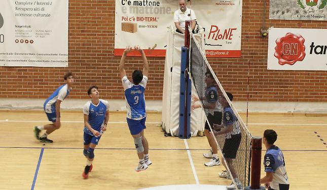 Derby tutto per monregalese nell'Under 15, passa Villanova