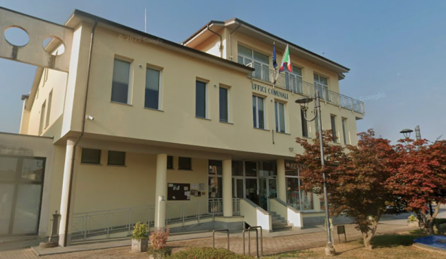 Servono uno operaio-autista di scuolabus e un impiegato di ragioneria: il Comune assume