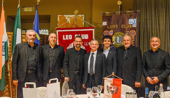 Natale di musica e solidarietà: la Cena degli auguri con i Cantus Firmus