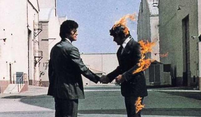 Il giorno in cui un fantasma entrò nello studio dei Pink Floyd: cinquant'anni dopo l'incisione di Wish you were here