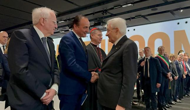 Il presidente Mattarella accolto a Torino da Cirio: "Un grande onore per il nostro Piemonte"