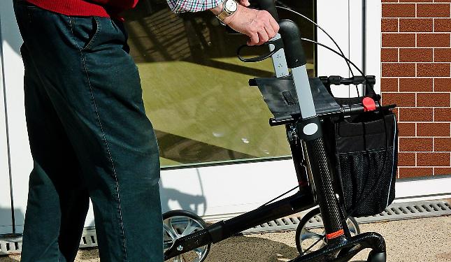 La solidariet&agrave; di "Fai entrare il sole" nelle case di riposo: una nuova donazione sul territorio