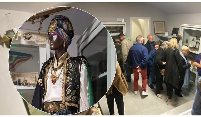 Un pezzo di storia del carnevale che emoziona: il Museo Ra.Ro. espone il costume del Moro Aurelio Catt&ograve;
