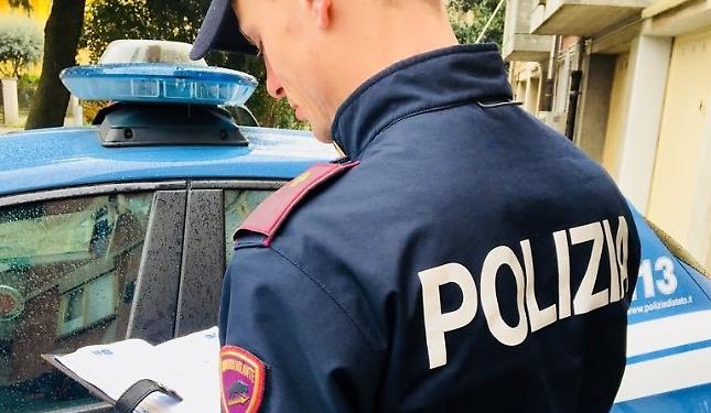 30 fucili e 15 pistole: 60enne in possesso di un vero arsenale clandestino