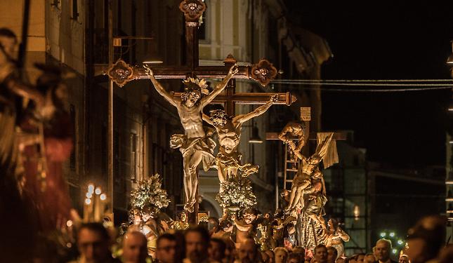 Tra luci e silenzi: Savona si accende nella notte della Passione
