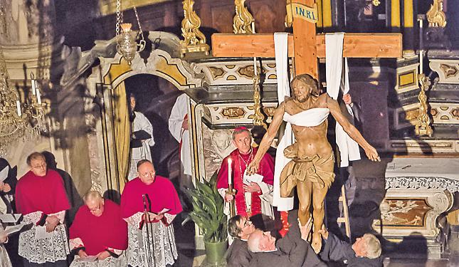 &ldquo;L&rsquo;Ufficio delle Tenebre&rdquo; nell&rsquo;antica Confraternita: preghiera e piet&agrave; popolare