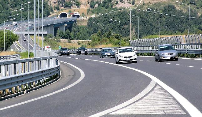 Traffico in aumento nei giorni prima e dopo Pasqua: &laquo;A Pasquetta sceglieranno gite brevi verso il mare&raquo;