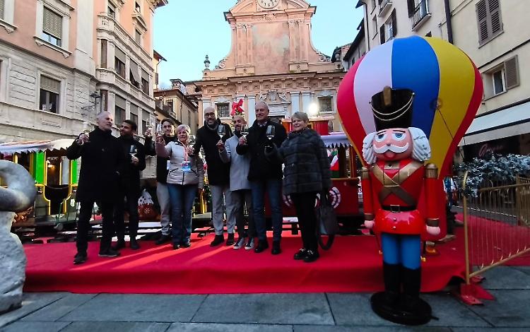 VIA AGLI EVENTI NATALIZI! A Mondovì Breo comincia un Natale da favola