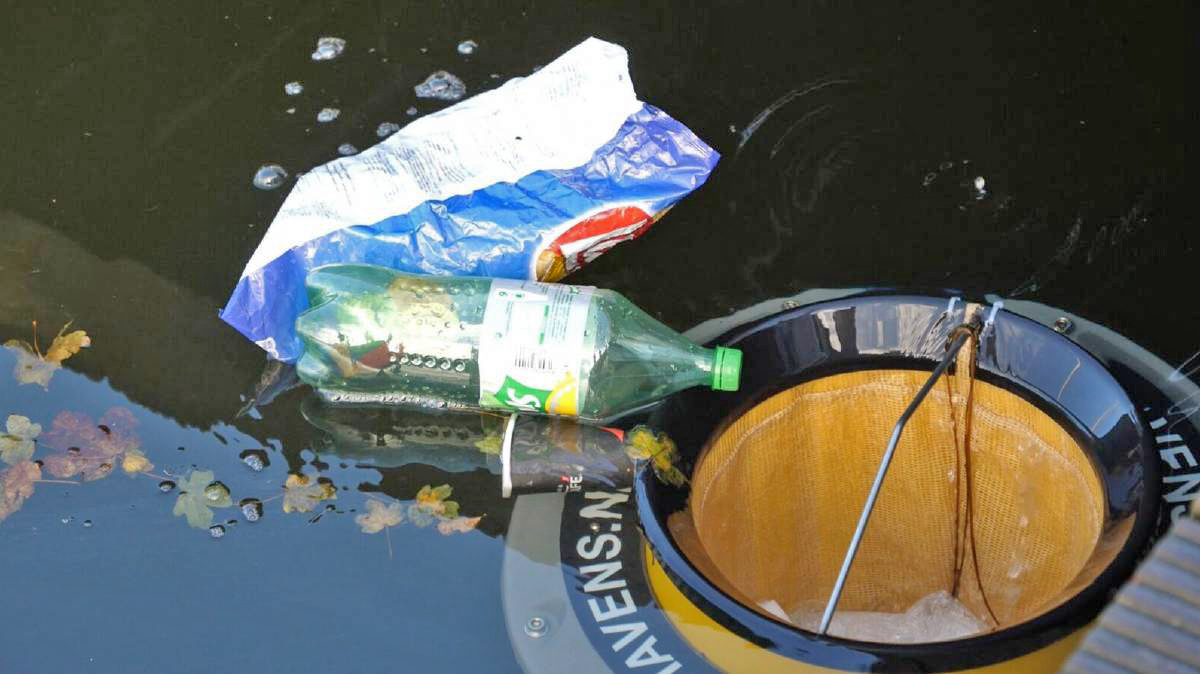 Ipercoop sfida Europa sulla riduzione della plastica