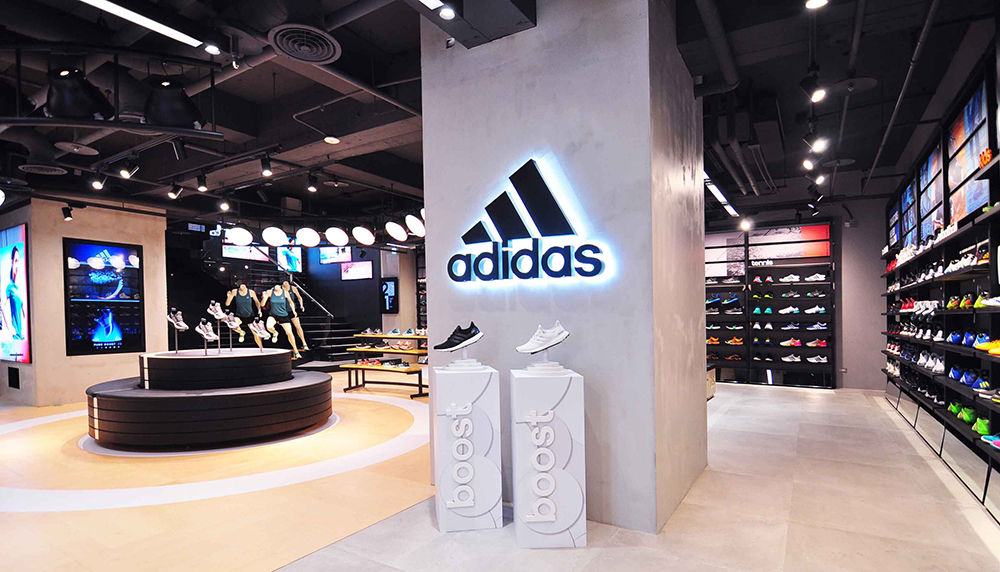 A Mondovicino apre un Adidas Store - L'Unione Monregalese